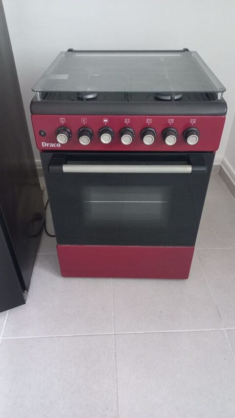 - Gazinière quasi neuve - 190 € 190 Pointe-à-Pitre (97)