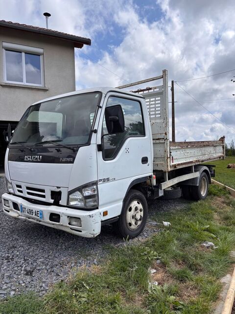 Isuzu N-SERIES N CHASSIS CAB ETROITE 3PL NKR 77 - KS 35 Y 06 2006 occasion Le Puy-en-Velay 43000