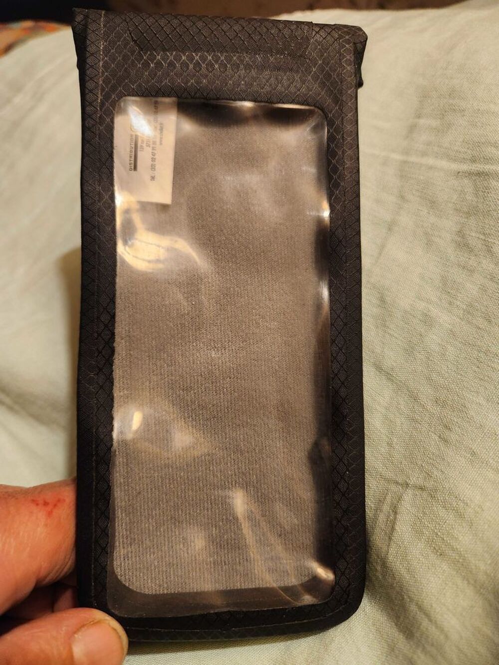 support t&eacute;l&eacute;phone portable attache guidon au prix de 18€ Vélos
