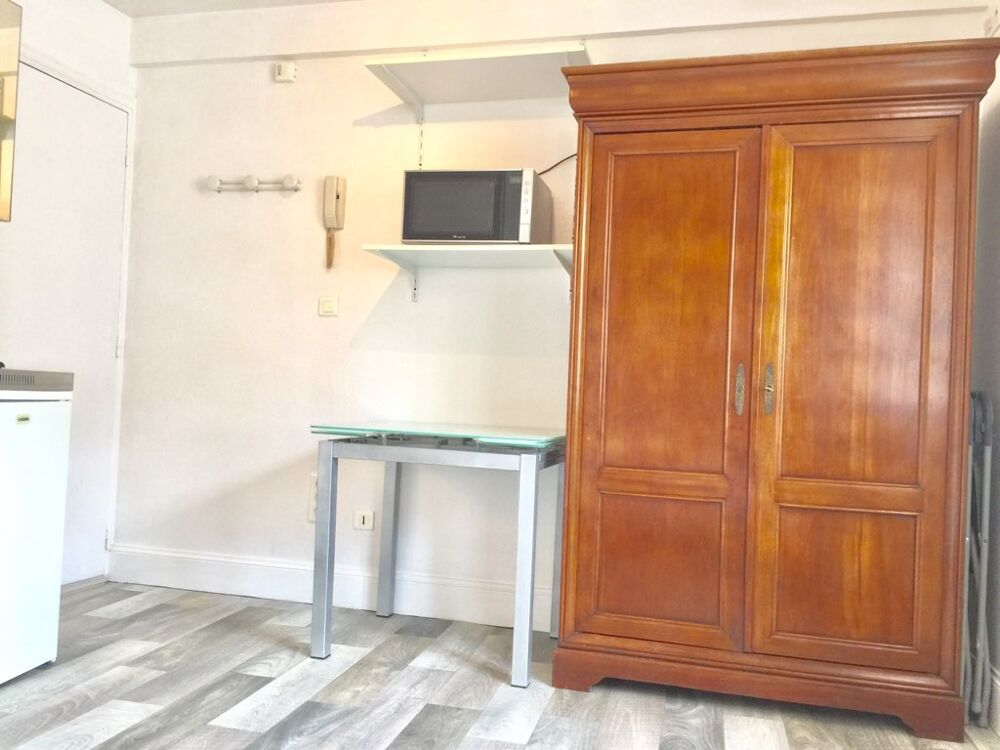 Location Appartement Épernay, hyper centre, studio meublé Épernay