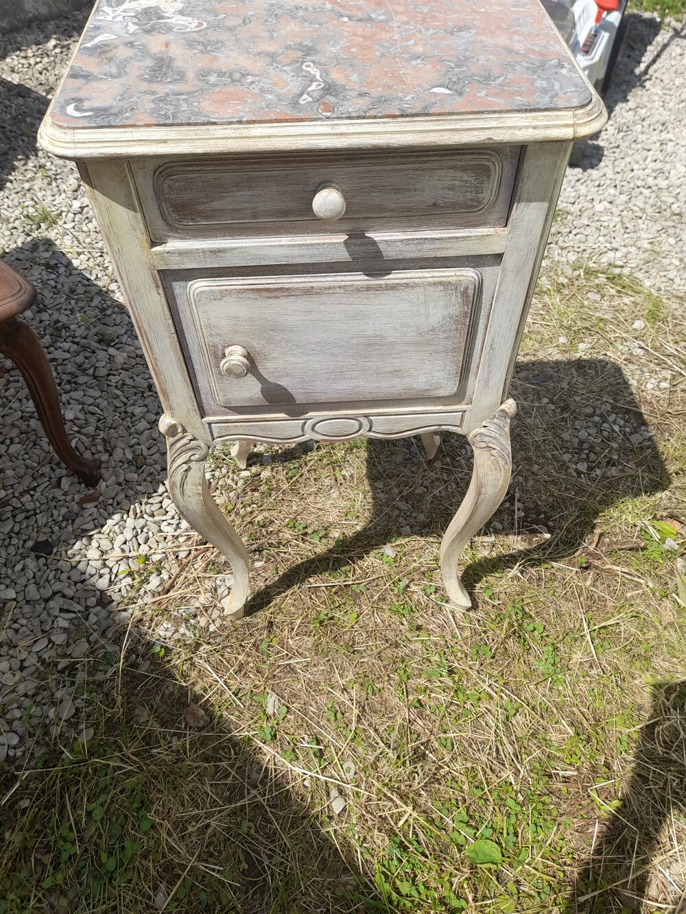 Petit meuble shaby chic. Meubles