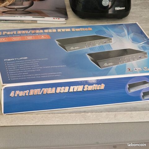 - kvm 4 ports 40 Brunoy (91)