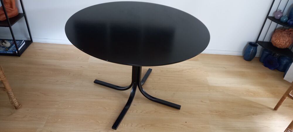 Table ronde noire Meubles