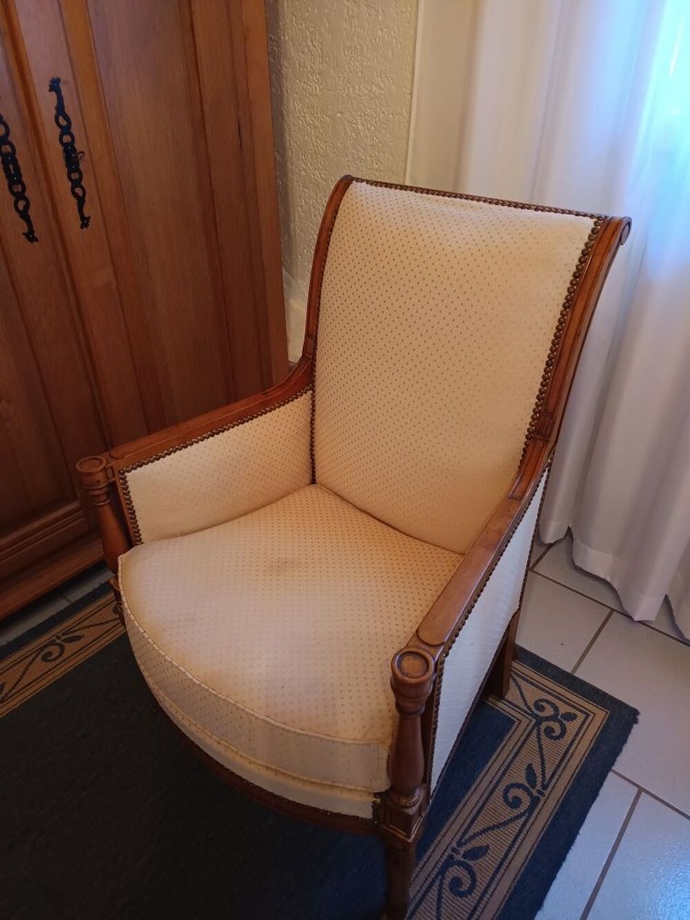 fauteuil styl&eacute; Meubles