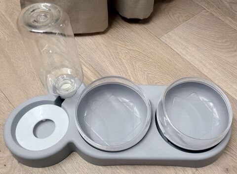 Gamelle pour Petit Chat et Chien avec Distributeur d'eau 12 94380 Bonneuil-sur-marne