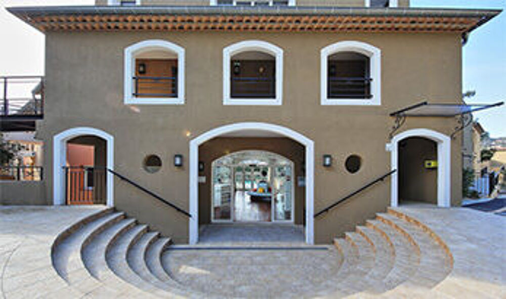 Location Appartement STUDIO MEUBLE  DE 1 A 3 MOIS DE SEPT A JUIN Mougins