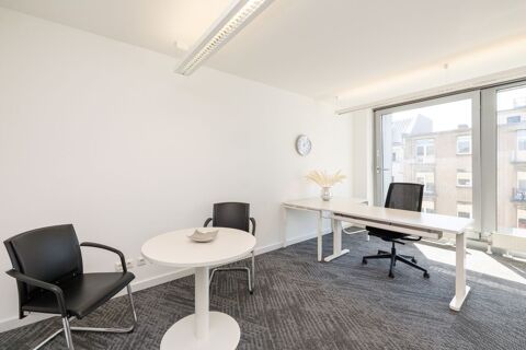 Espace de bureau privé pour 2 personnes à Aubervilliers, Pop Square 599 93300 Aubervilliers