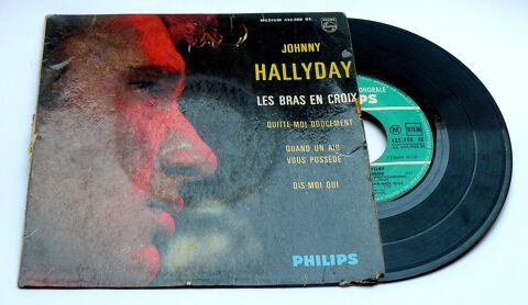 45T Johnny HALLYDAY : Les bras en croix - avec languette 5 Argenteuil (95)