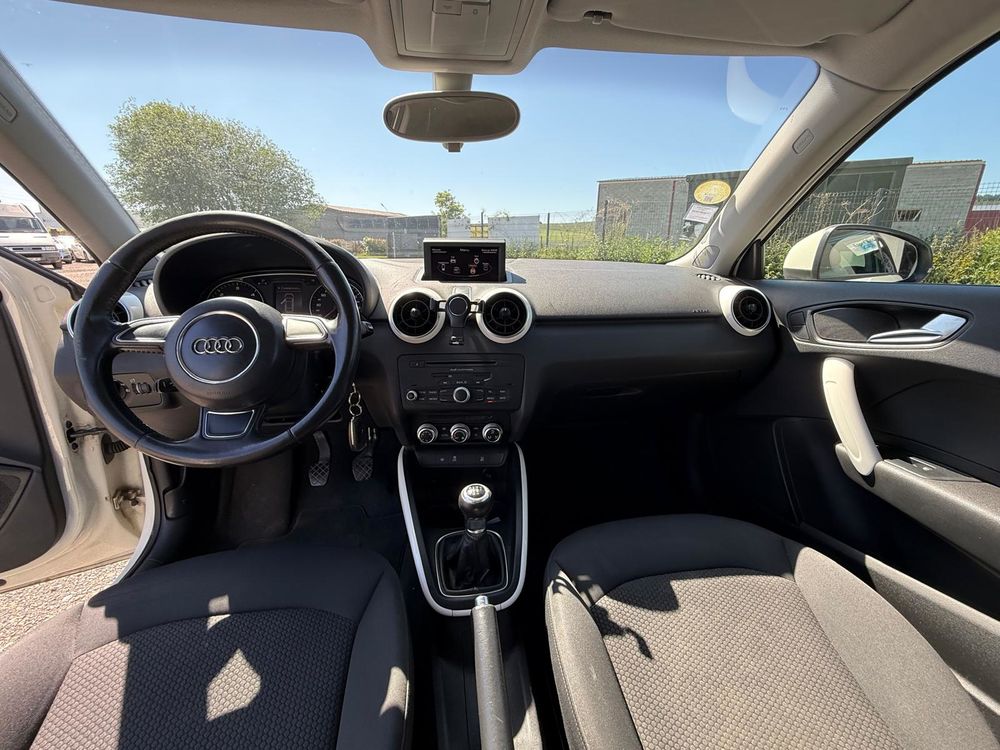 A1 1.6 TDI 90 Ambition Luxe 2013 occasion 27620 Gasny