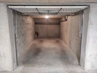 Parking / Garage à louer 17 m² Grenoble