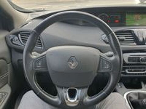 Grand Sc&eacute;nic III Grand Sc&eacute;nic dCi 130 Energy FAP eco2 Bose Edition 7 pl 2015 occasion 28000 Chartres