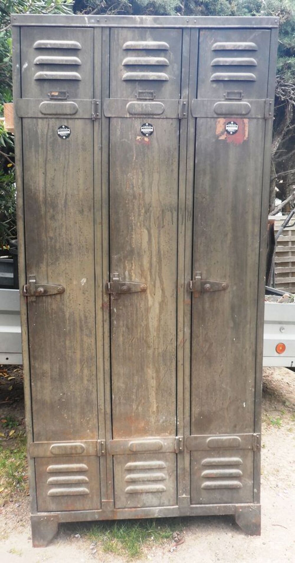 Placard, armoire de vestiaire m&eacute;tallique des ann&eacute;es 60/70 Bricolage
