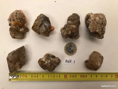 cristaux de C�rusite - lot de min�raux de collection 90 Saint-M�dard (16)