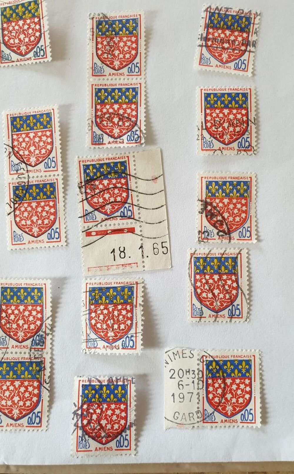 Timbre france armoiries Amiens oblit&eacute;r&eacute; 1962 - lot 0.39 eur 