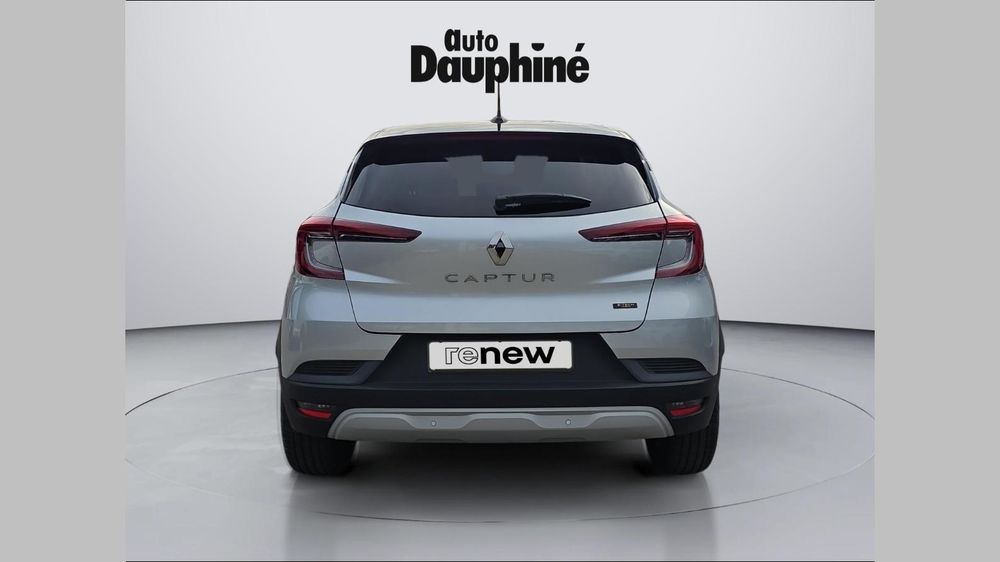 Captur E-Tech full hybrid 145 Evolution 2023 occasion 38140 Rives