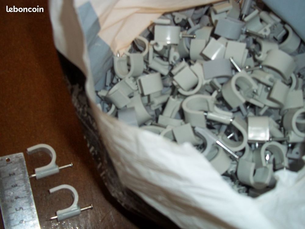 PONTETS EN PVC Bricolage
