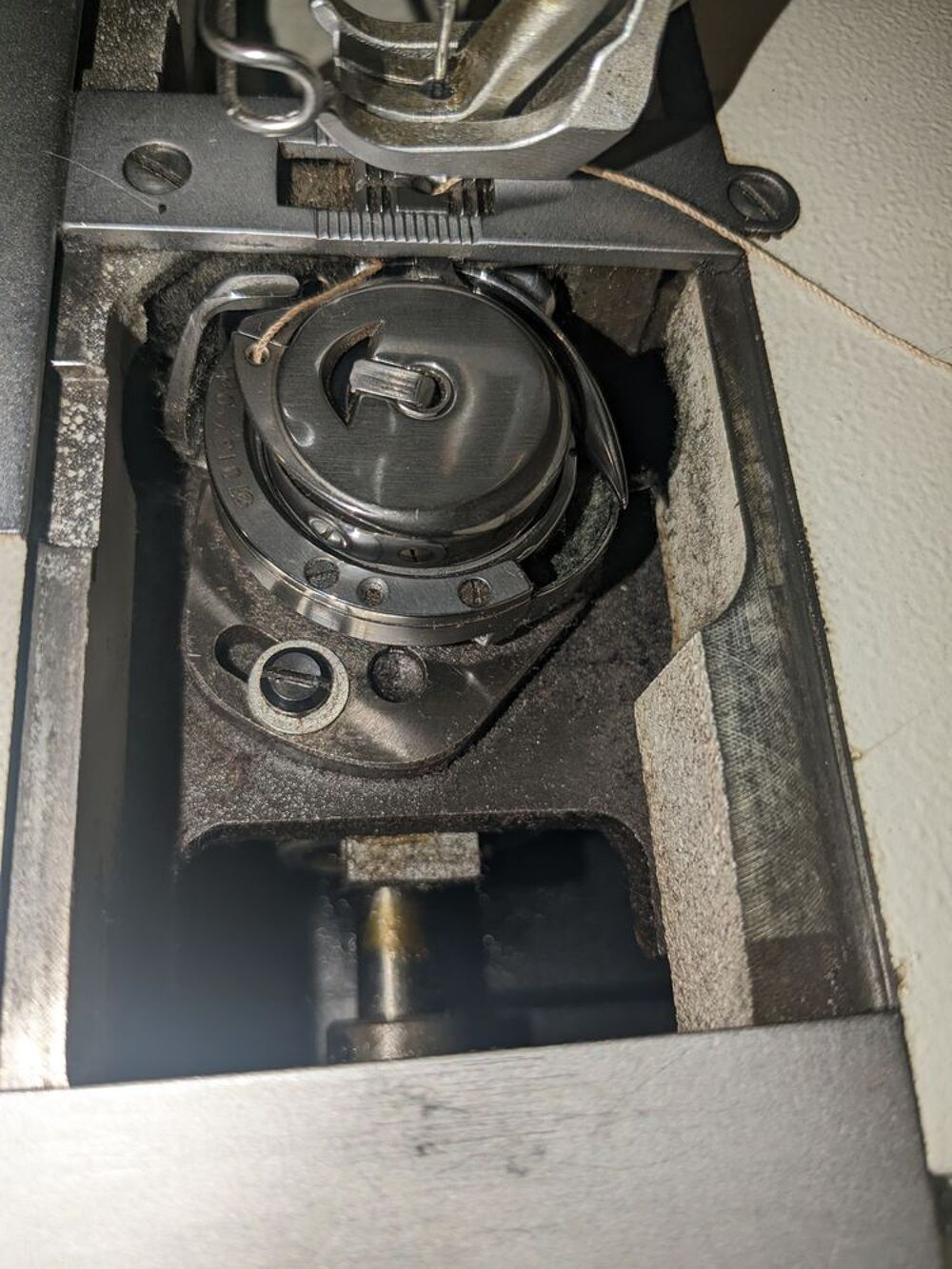 Machine &agrave; coudre pro Durkopp Adler 267 triple entra&icirc;nement Electroménager