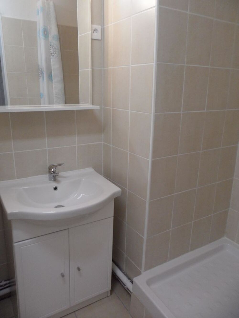 Location Appartement T2 3 pièces 46m² près de la poste à Apt Apt