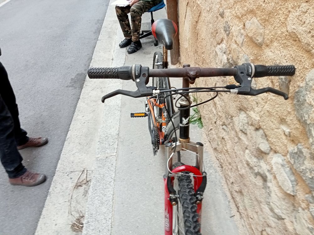 VELO VTT FUlLL Pr LE BENIN Vélos