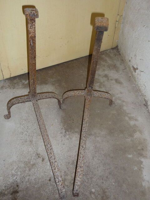 CHENETS de CHEMINEES 10 Saint-Quentin-sur-Nohain (58)