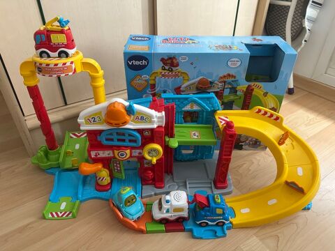 garage tutut bolides avec vhicule compris 20 Bouxires-aux-Dames (54)
