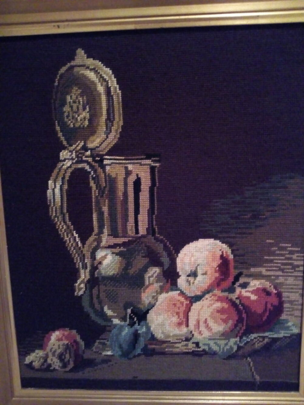 Nature morte avec la cruche d'&eacute;tain et des p&ecirc;ches 