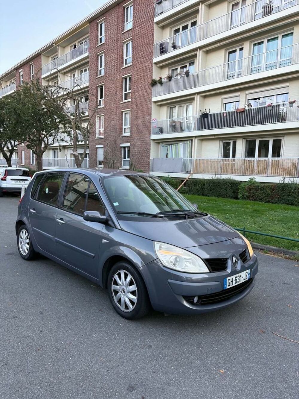 Grand Sc&eacute;nic II Grand Scenic 1.5 dCi 100 Pack Expression 2008 occasion 59000 Lille
