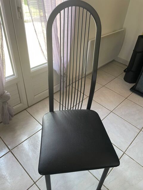 Salle � manger compl�te 400 La Bastide-de-Bousignac (09)