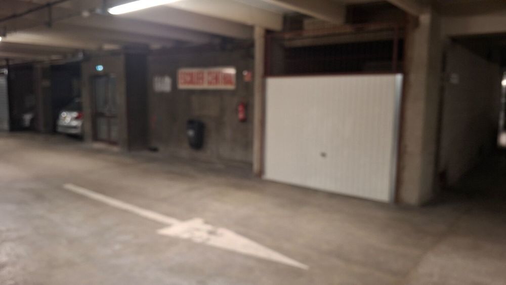Location Parking/Garage Box fermé parking des Halles Lyon Lyon 3
