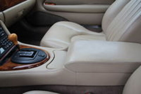 XK8 4.2i V8 2003 occasion 59310 Auchy-lez-Orchies