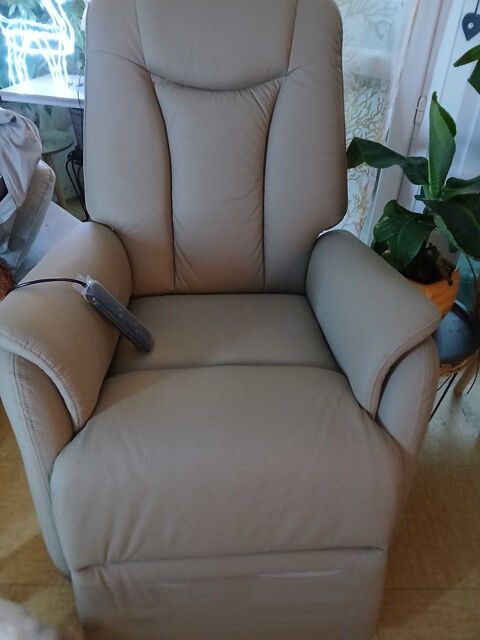 fauteuil relax 999 Éragny (95)