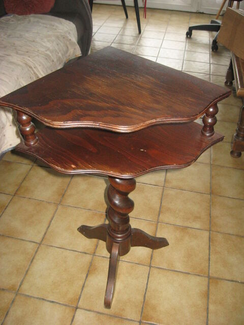 table d'appoint pied torsad� 30 Racquinghem (62)