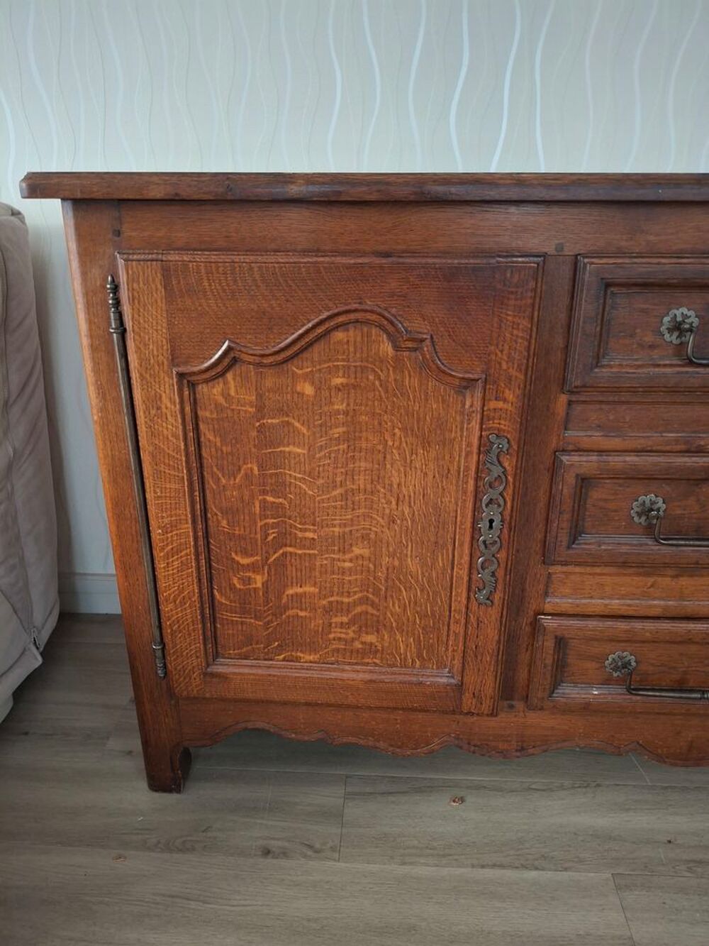 BUFFET BAS EN CHATAIGNIER Meubles