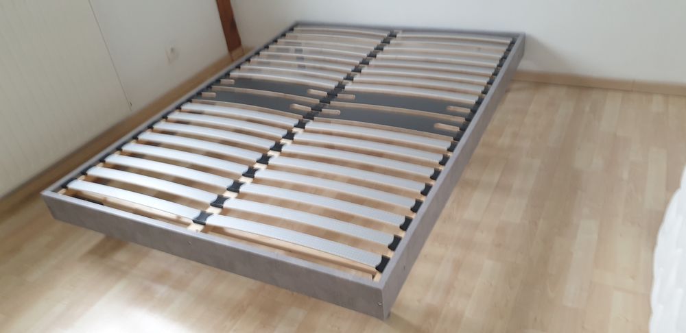 lit Decokit et son matelas Electroménager