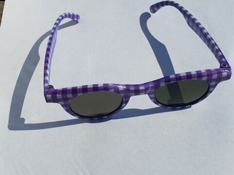 Lunettes solaires enfant NEUF 8 Antony (92)