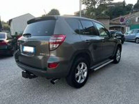 RAV 4 RAV4 150 D-4D 4WD LeCap 2010 occasion 83000 Toulon