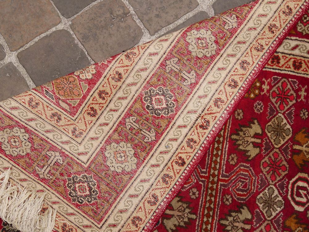 Grand tapis d'orient vintage CHIRVAN 263 x 193
Décoration