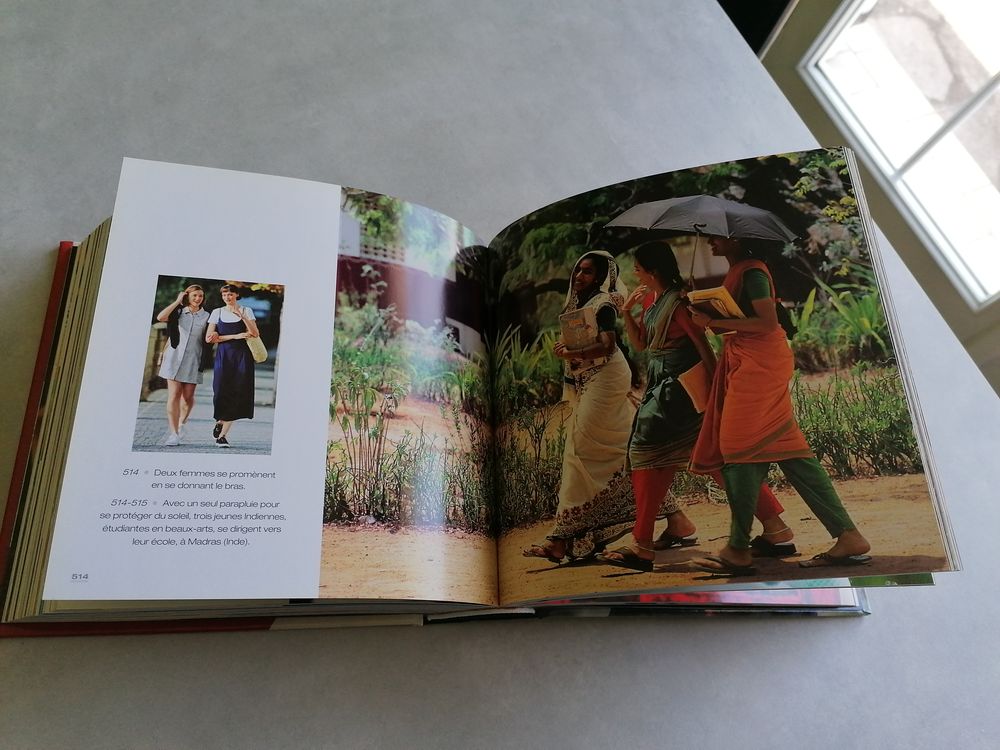 Cube book FEMMES Livres et BD