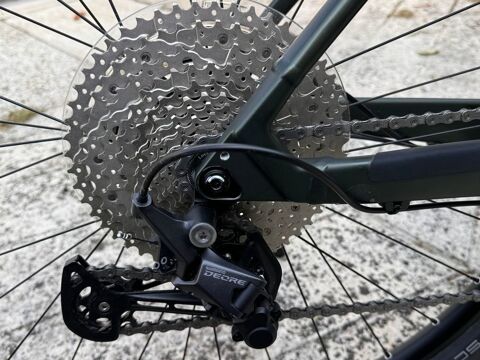 Velo Hibride Canyon pathlite on 4    , Il a �t� achet� en janvier 2024  Taille M, elle est presque neuf, sauf qu'il n'a pas d'emballage, avec 98km 1850 Chelles (77)