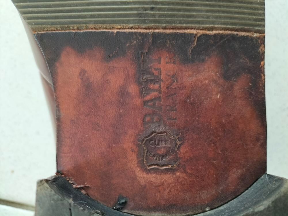 Chaussures cuir Bally 43 Chaussures
