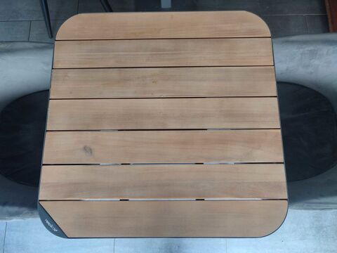 Lot de 8 tables terrasse Hesperide 1000 29000 Quimper