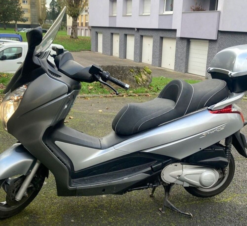 HONDA 2009 occasion 57400 Sarrebourg