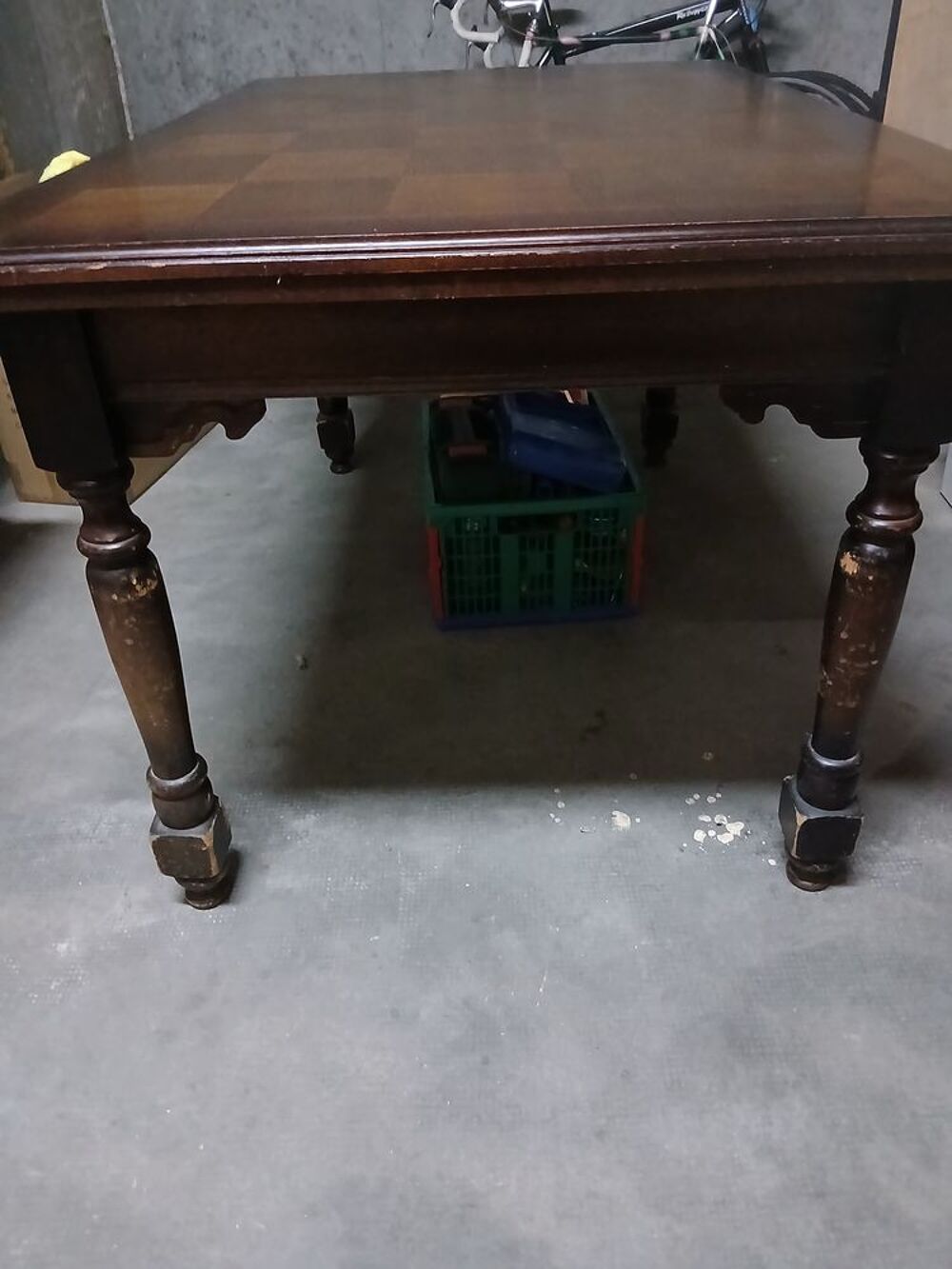 Table a manger. Meubles