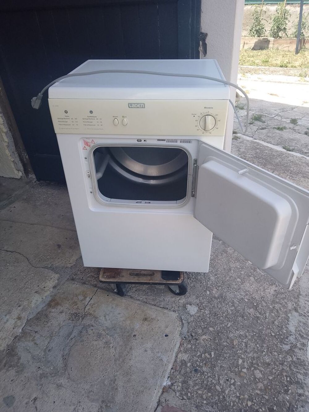 S&Egrave;CHE LINGE Electroménager