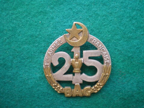 Insigne du G�nie - 215� B.A.G. 1� Arm�e Fran�aise. 120 Caen (14)