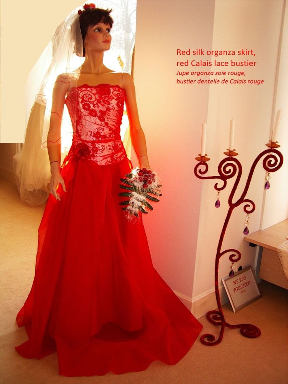 Stock ROBES MARIEES et du soir NEUVES HAUTE COUTURE - RARE Vêtements