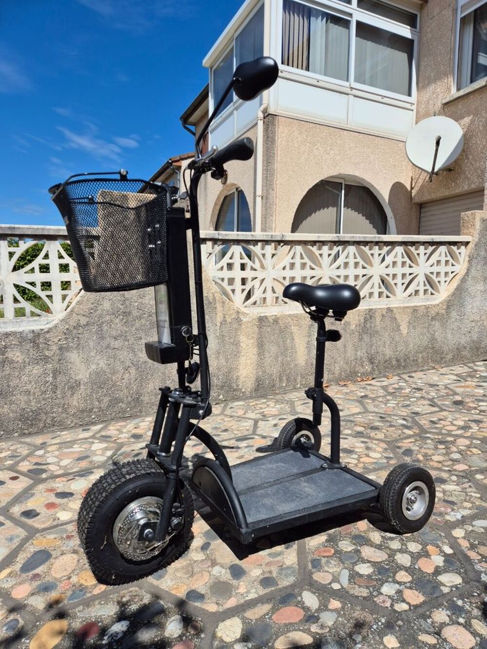 Trottinette &eacute;lectrique MOBILANDGO 3 ROUES Sports