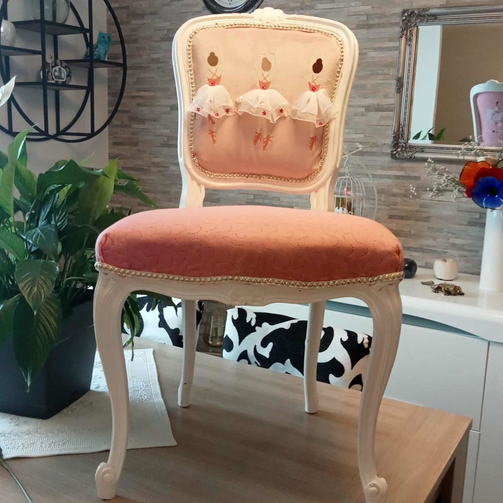 chaise ancienne relook&eacute;e par mes soins Meubles