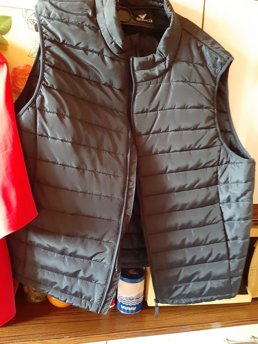 BLOUSONS SANS MANCHES Vêtements