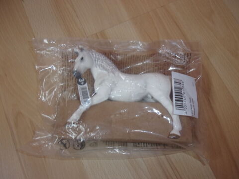 Jument Lipizzan de Schleich (Neuve) 7 Ardoix (07)